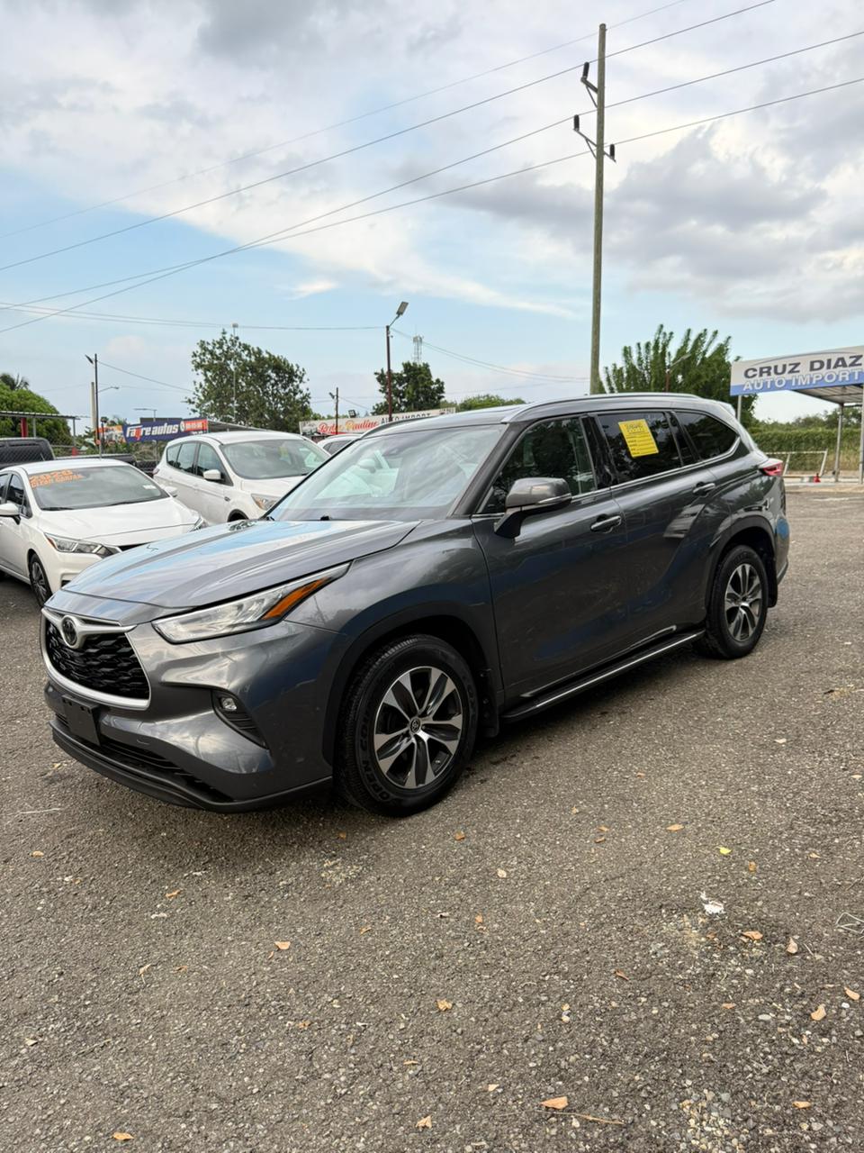 Toyota Highlander XLE AWD 2020 – ¡Potencia, lujo y tecnología en un solo SUV!
