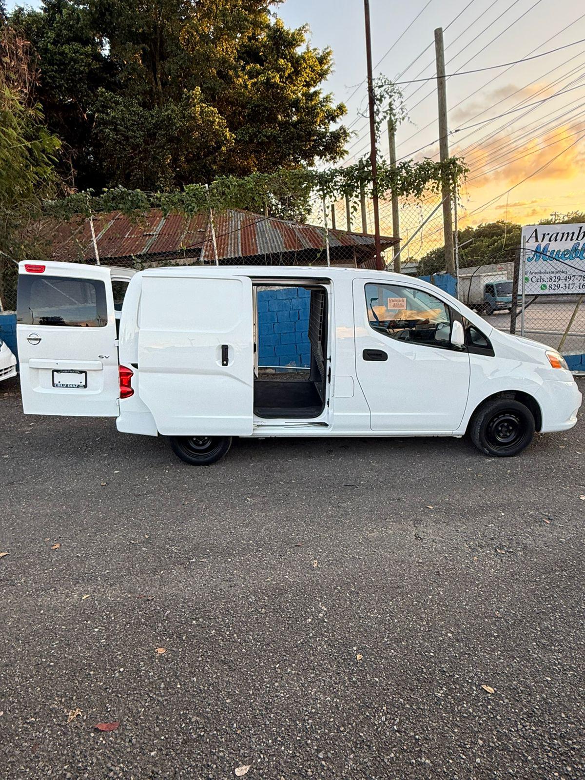 NISSAN NV200 SV 2021