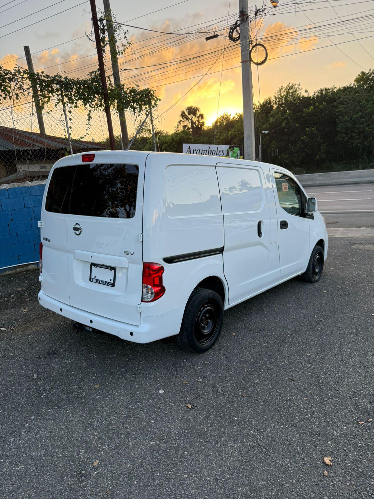 NISSAN NV200 SV 2021
