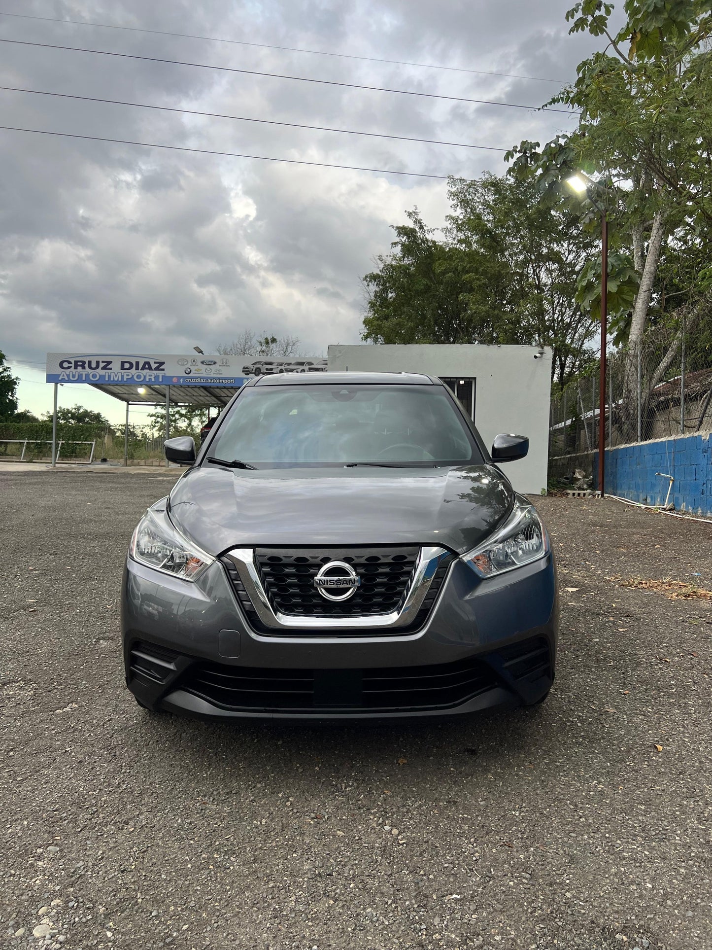 Nissan Kicks S 2020 – ¡La SUV urbana que combina estilo y eficiencia!