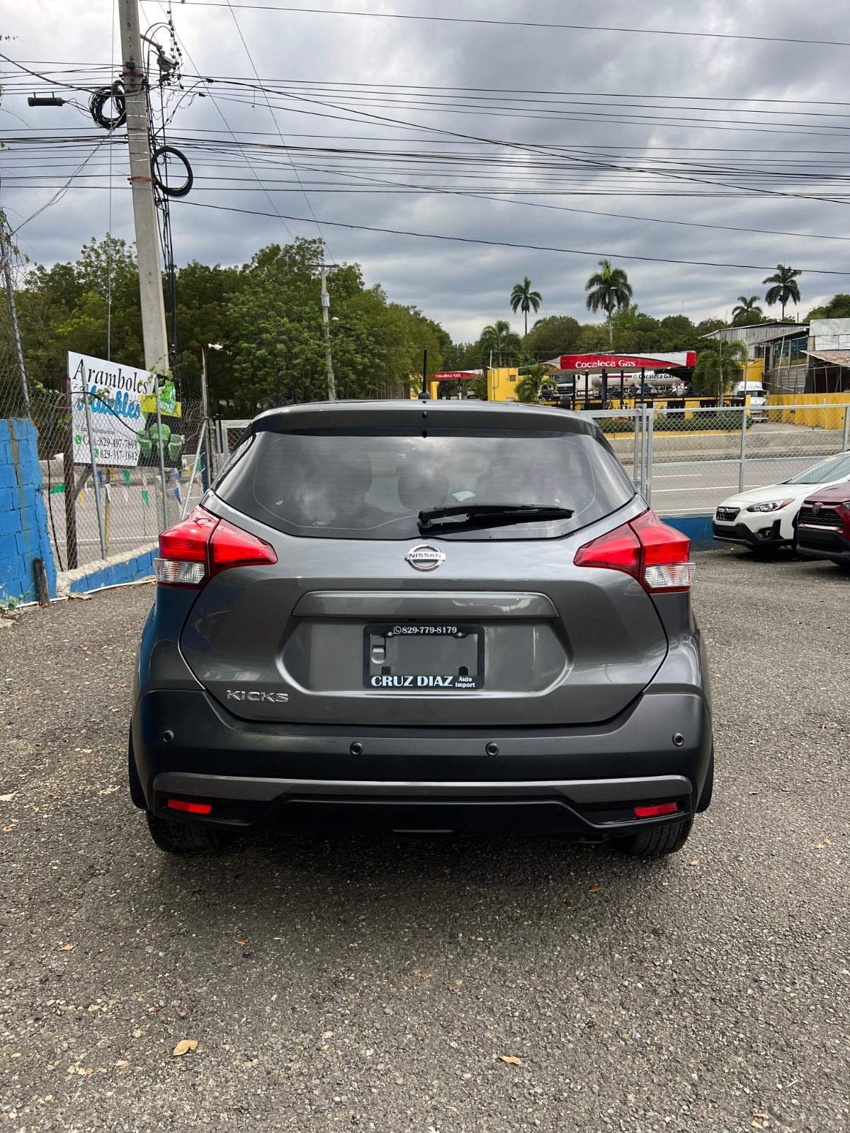 Nissan Kicks S 2020 – ¡La SUV urbana que combina estilo y eficiencia!