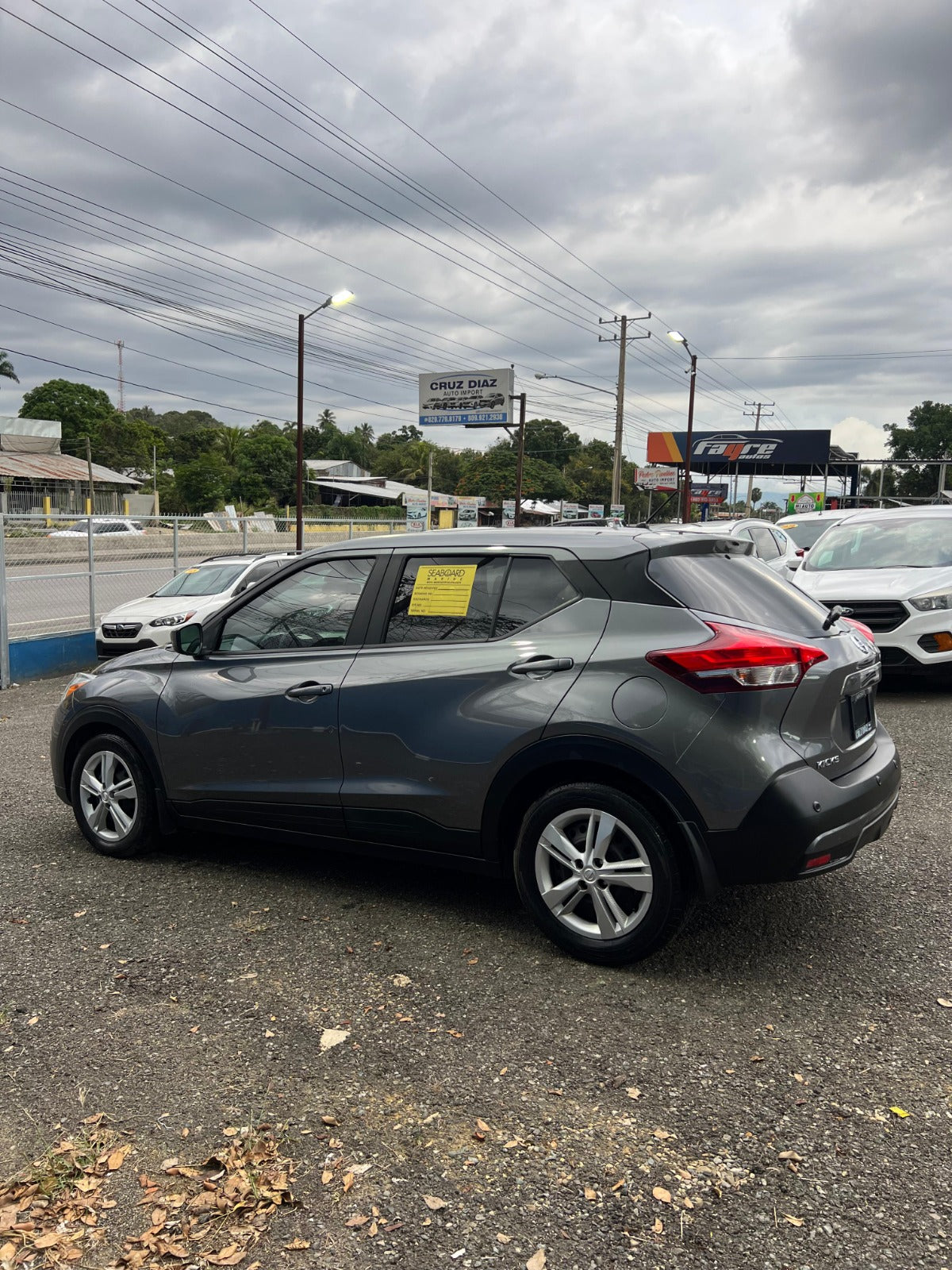 Nissan Kicks S 2020 – ¡La SUV urbana que combina estilo y eficiencia!