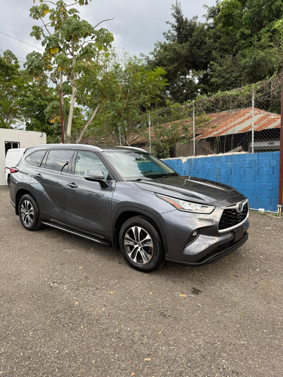 Toyota Highlander XLE AWD 2020 – ¡Potencia, lujo y tecnología en un solo SUV!