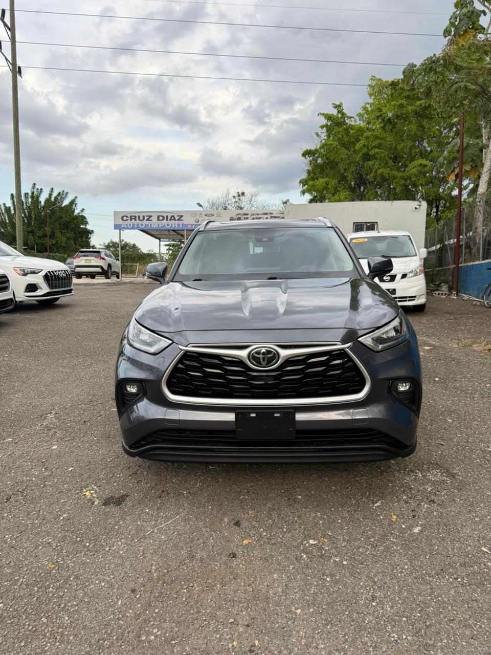 Toyota Highlander XLE AWD 2020 – ¡Potencia, lujo y tecnología en un solo SUV!