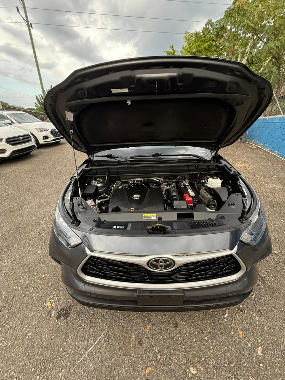 Toyota Highlander XLE AWD 2020 – ¡Potencia, lujo y tecnología en un solo SUV!