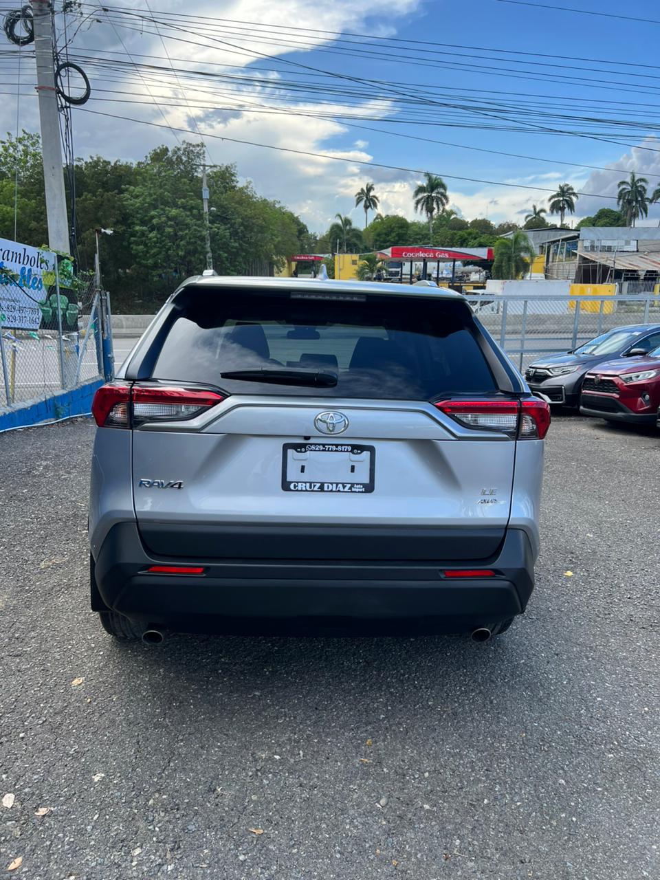 Toyota RAV4 LE 4x4 2022 – ¡Potencia, seguridad y estilo en cada kilómetro!