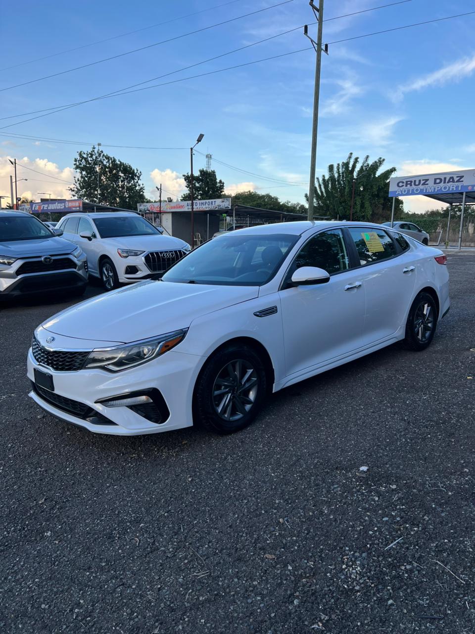 Kia Optima LX 2020 – ¡Elegancia, confort y eficiencia en cada trayecto!