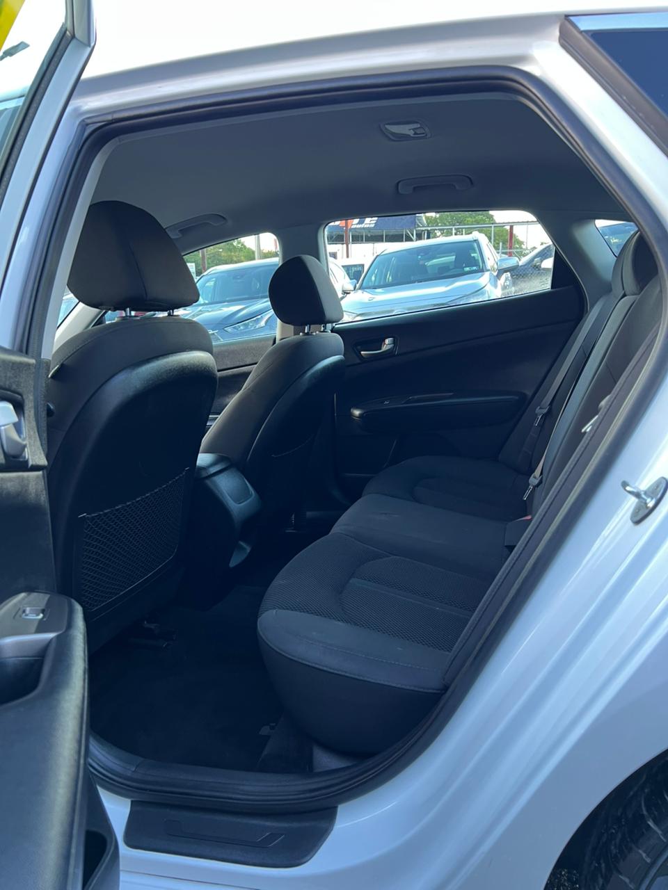 Kia Optima LX 2020 – ¡Elegancia, confort y eficiencia en cada trayecto!