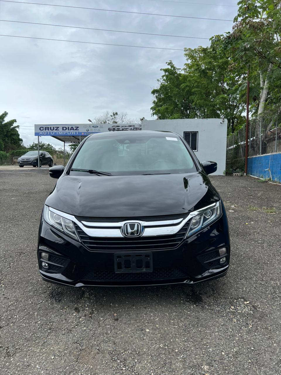 Honda Odyssey EX 2020 – ¡Comodidad, espacio y tecnología para toda la familia!