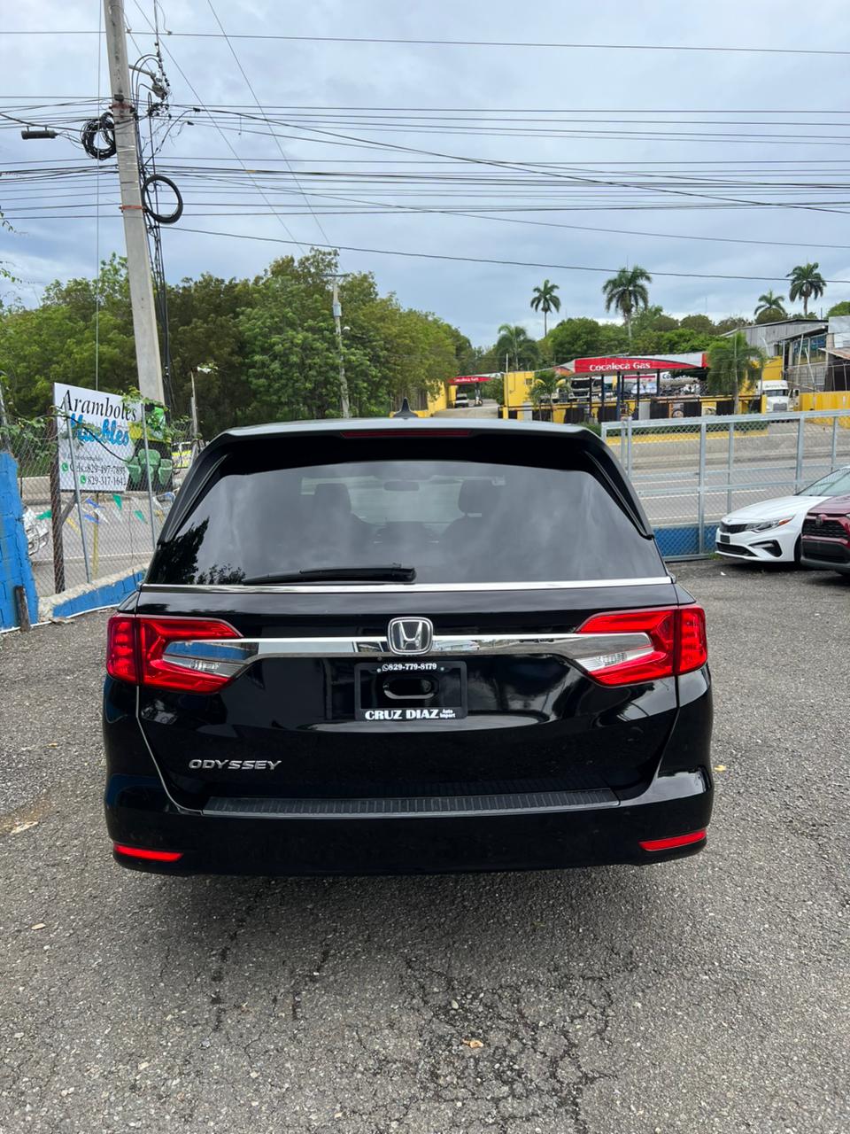 Honda Odyssey EX 2020 – ¡Comodidad, espacio y tecnología para toda la familia!