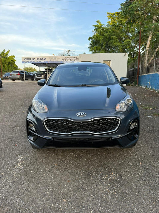 Kia Sportage LX AWD 2021 – ¡Aventura, estilo y rendimiento en un solo SUV!