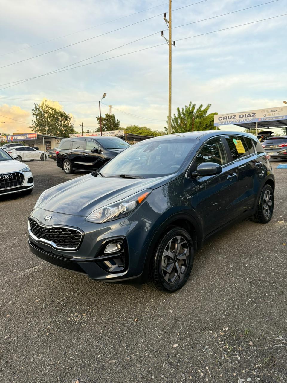 Kia Sportage LX AWD 2021 – ¡Aventura, estilo y rendimiento en un solo SUV!